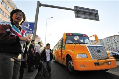 教育部6個(gè)校車運(yùn)營試點(diǎn)現(xiàn)狀