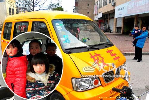超載校車，不能承受生命之重（圖）