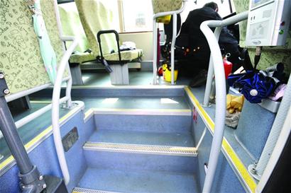 依校車新國標 現有大鼻子校車不達標