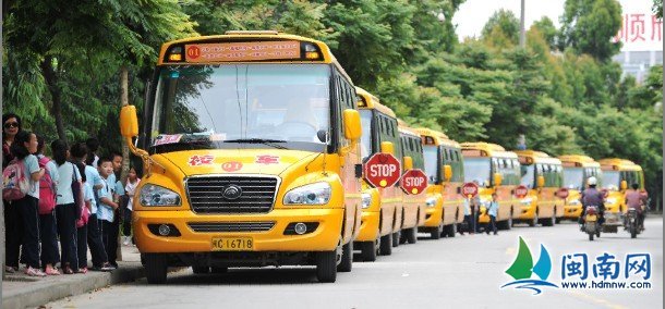 泉州校車優(yōu)先路權(quán)難以保障 運營方稱每月虧損(圖)