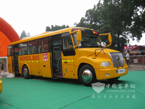宇通將推出藍(lán)牌新國(guó)標(biāo)校車