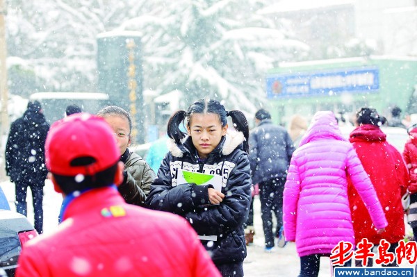 降溫又下雪校車反而取消 公交集團稱沒有資質(zhì)