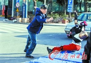 柯以敏：從“毒舌評(píng)委”到制片人