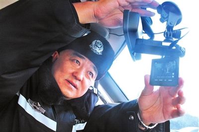 幼兒園校車(chē)裝上記錄儀