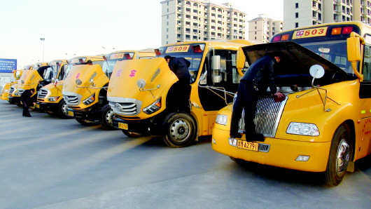 新購(gòu)買(mǎi)的幼兒園校車(chē)如何度過(guò)磨合期