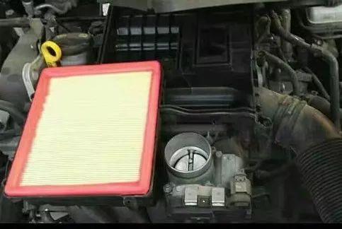 校車發動機節氣門的保養方法，你能自己清洗嗎？