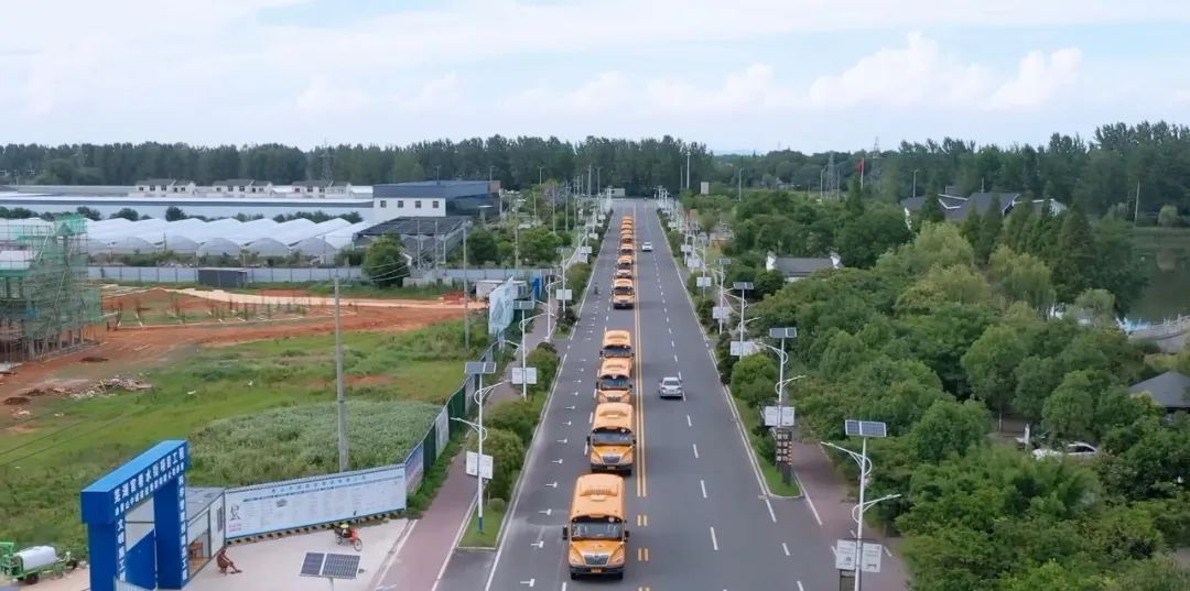 在蕪湖，宇通校車守護孩子們10年上學(xué)路