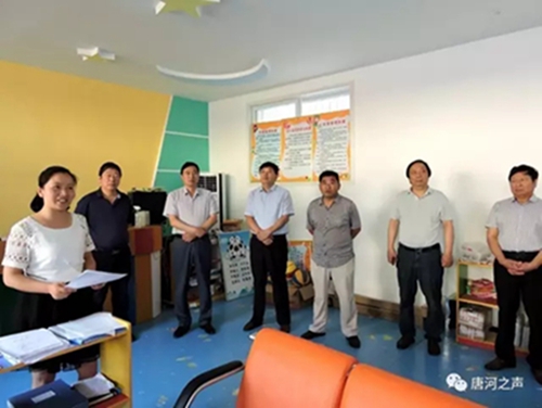 唐河縣政協(xié)對(duì)“校車安全管理”進(jìn)行專項(xiàng)民主監(jiān)督
