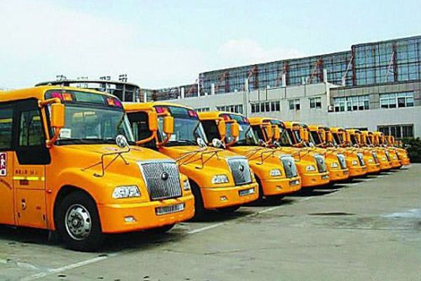 我國校車發(fā)展還面臨三大障礙