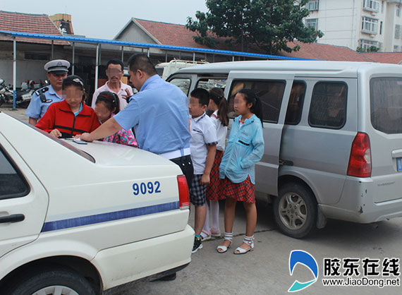 學(xué)生公寓用“黑校車”超載接送學(xué)生被罰1萬余元