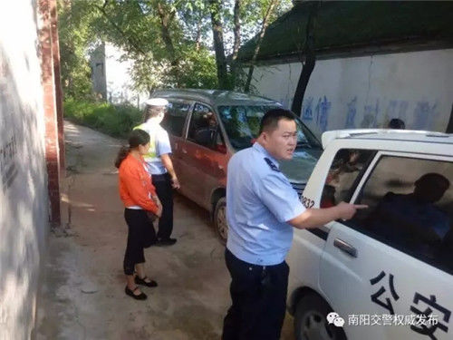 河南南陽：前后查獲兩輛超員幼兒園校車均來自統一學校
