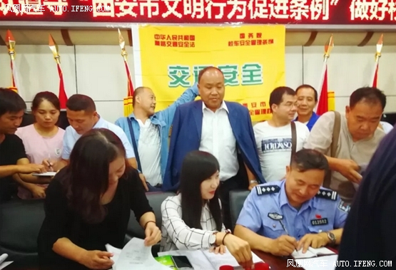 西安：二〇一八新學(xué)年校車交通安全工作大部署