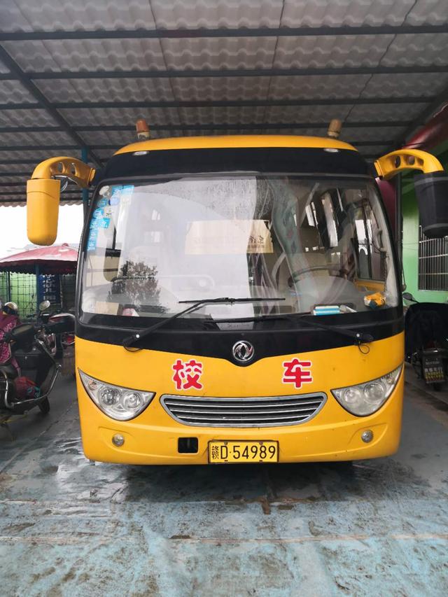 泰和縣交警大隊苑前中隊開展校車安全檢查