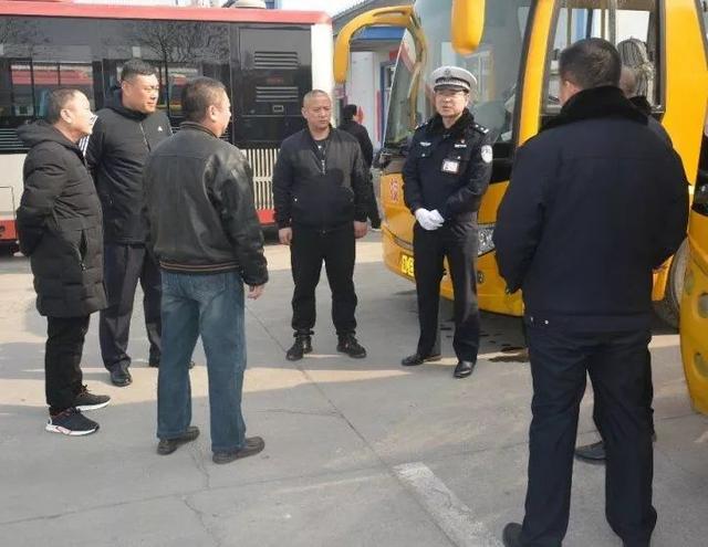 加強(qiáng)校車管理 淄博高新區(qū)召開校車管理工作現(xiàn)場會