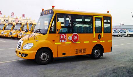 隆陽區(qū)開展轄區(qū)校車安全大檢查