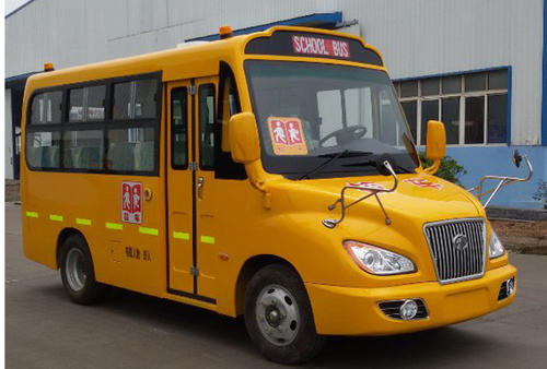 關(guān)嶺多部門到普定縣交流幼兒園校車安全管理工作
