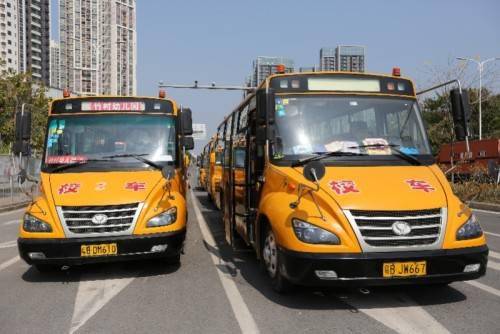 開學倒計時！深圳交警集中查校車、開展校園交通安全專項治理