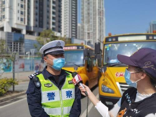 開學倒計時！深圳交警集中查校車、開展校園交通安全專項治理