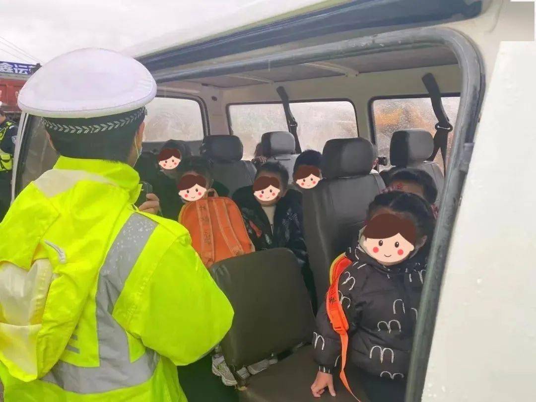 廣西賀州：自曝內(nèi)幕！賀州校車司機(jī)良心發(fā)現(xiàn)，手寫致歉書在朋友圈瘋轉(zhuǎn)！