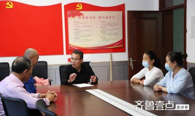 博興縣實(shí)驗(yàn)中學(xué)開(kāi)展2021年秋季校車(chē)駕駛員安全工作培訓(xùn)