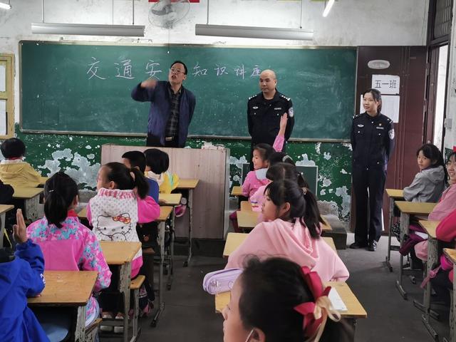嚴查、嚴管、嚴懲，共筑牢校車安全