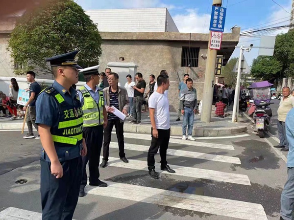 清鎮：加強“黑校車”整治 保障學生出行安全