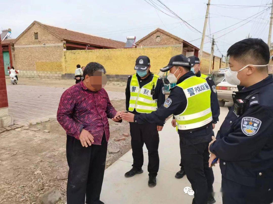 臨清“黑校車”超員，被開萬(wàn)元罰單！