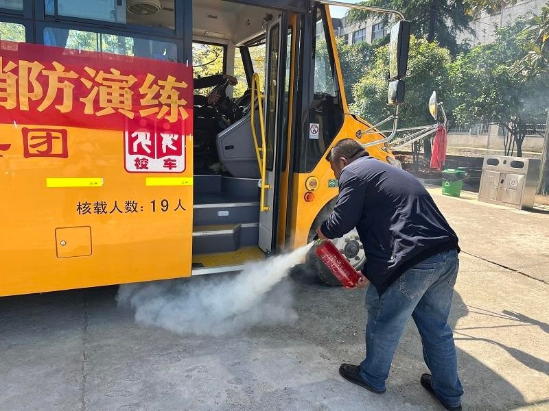 漢壽縣鴨子港小學(xué)：校車(chē)安全常演練，平安出行永相伴