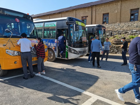 煙墩鎮(zhèn)開展校車安全專項(xiàng)檢查整治工作