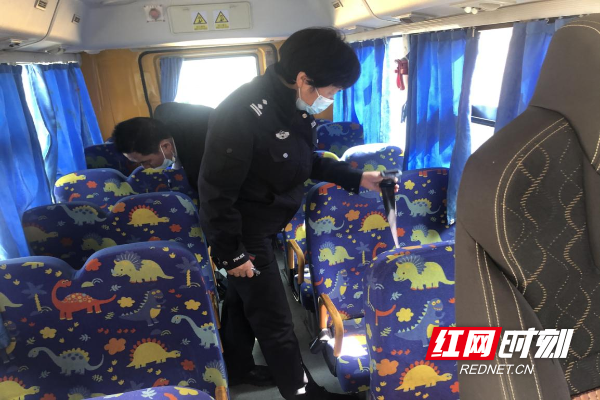 北塔區：校園校車檢查，護航師生平安
