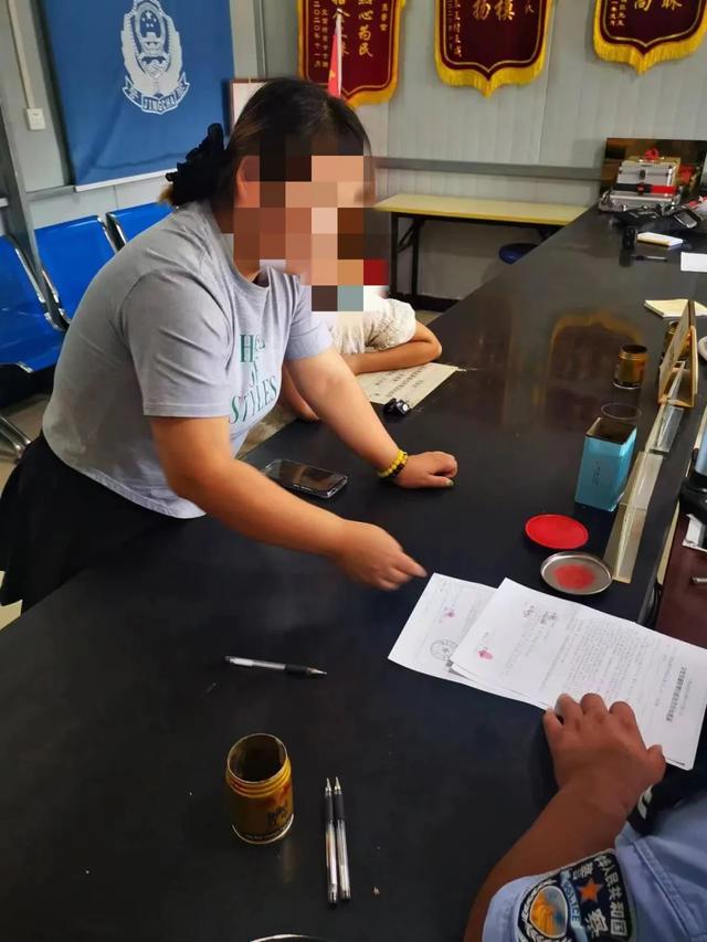 夏季整治百日行動丨“黑校車”超員上路，舞陽交警嚴查嚴懲，絕不姑息！