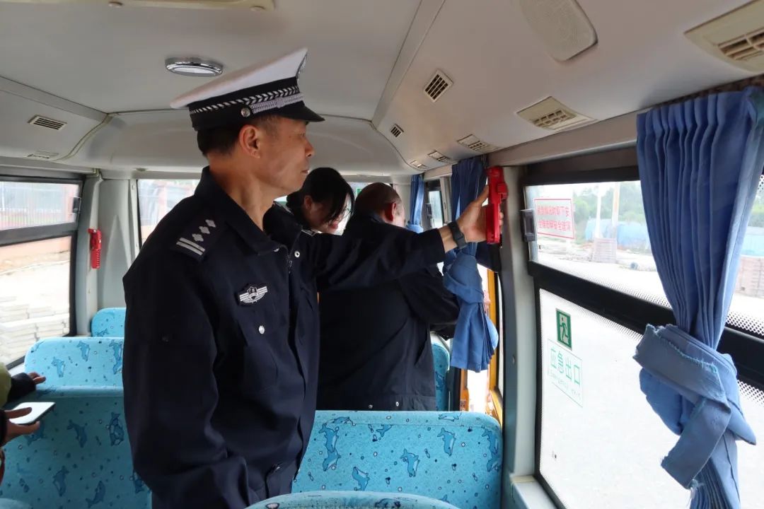 校車(chē)“大體檢”，筑牢“安全墻”