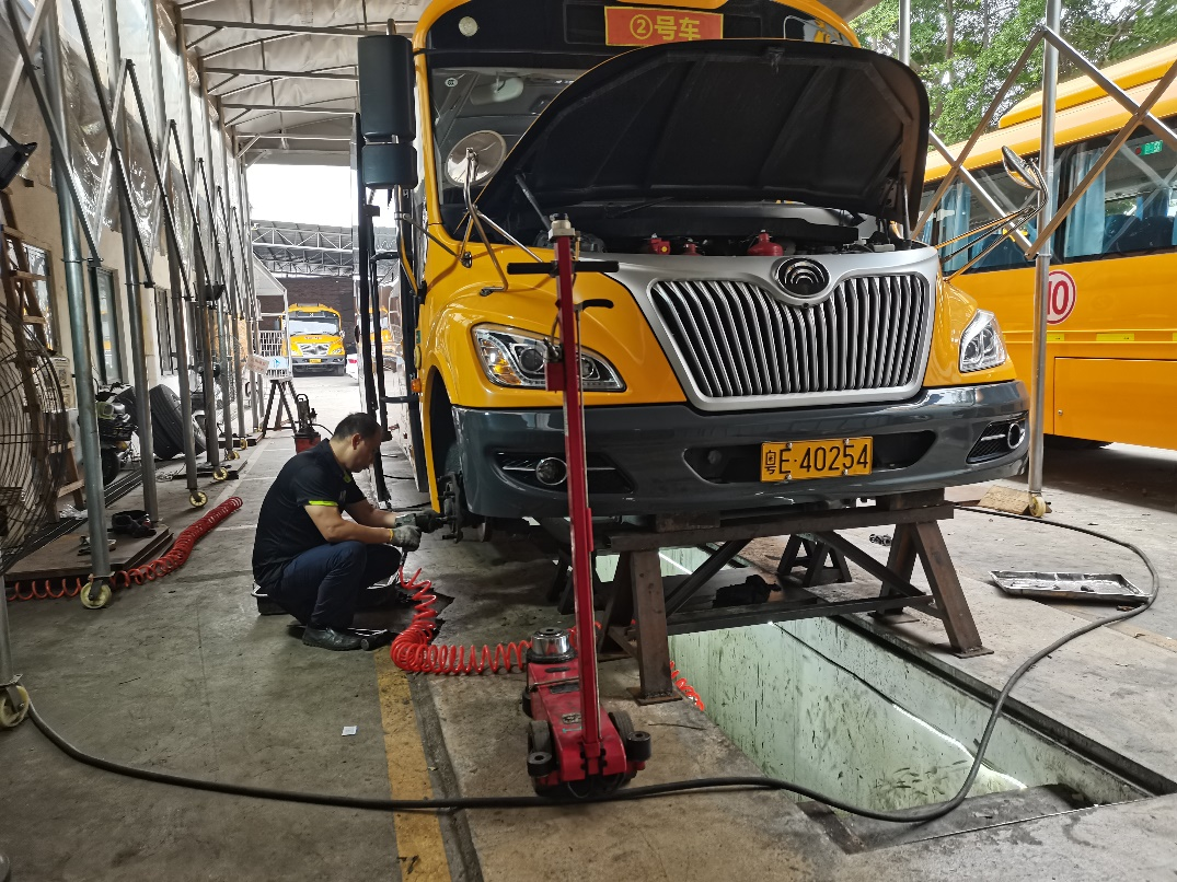 新學期，佛汽校車準備好了！