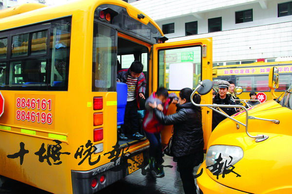 春季校車安全應急演練成熱潮