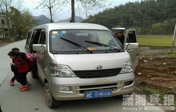 幼兒校車超載何時(shí)休