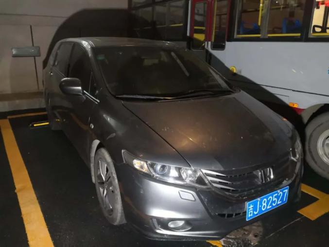 一線微觀 | 驚險(xiǎn)！松原兩臺(tái)“黑校車”現(xiàn)形記