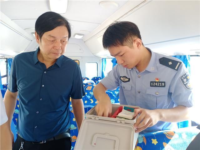 桃江縣296臺(tái)校車接受“健康體檢”