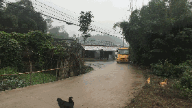 在農村，校車已不僅僅是校車