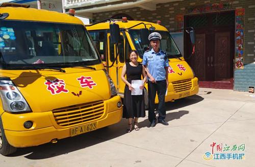 崇仁交警中秋節(jié)前深入幼兒園開展校車安全大檢查