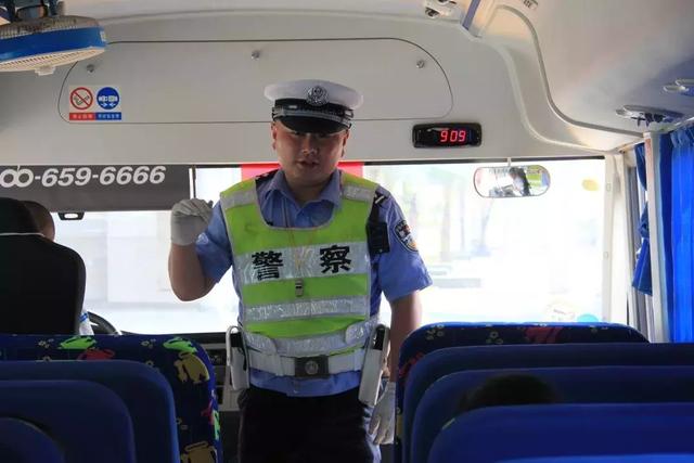 守護(hù)最“穩(wěn)”校車(chē)，牢筑“安全防火墻”