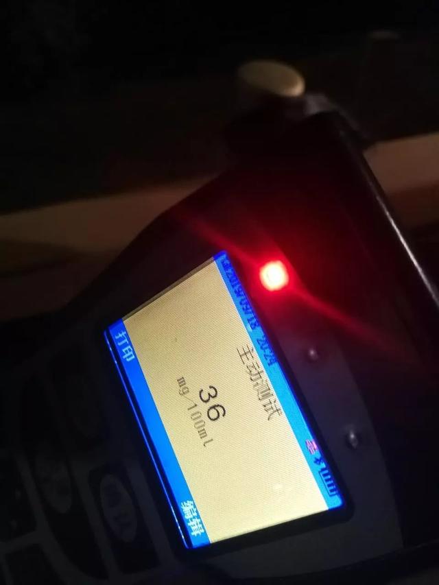 湘潭一校車司機酒駕心存僥幸“走捷徑”，交警蜀黍：沒想到吧？