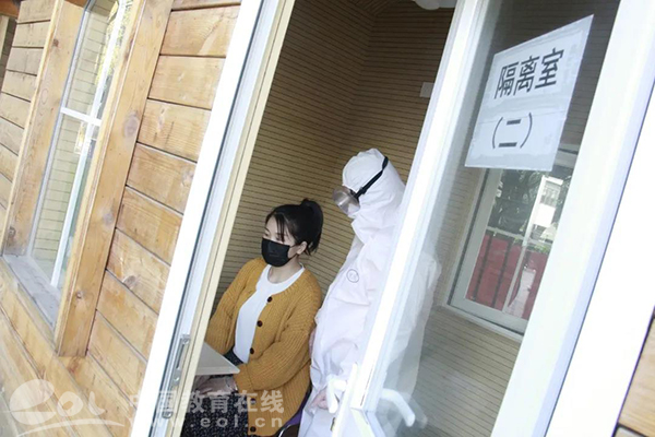 即將復(fù)學(xué)如何做好疫情防控？杭實外開展“情景式”防疫演練，提升疫情防控應(yīng)急處置能力