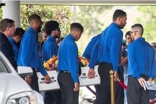 澳大利亞：3歲男孩被落在校車里6小時活活熱死，被發(fā)現(xiàn)時尸體仍系著安全帶