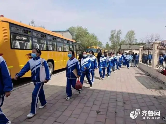 寧陽縣中小學(xué)恢復(fù)線下教學(xué) 90輛交運校車恢復(fù)常態(tài)化運行
