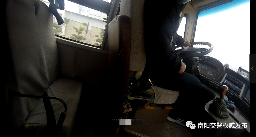 【文明交通·違法曝光】不合規校車，坐不得！