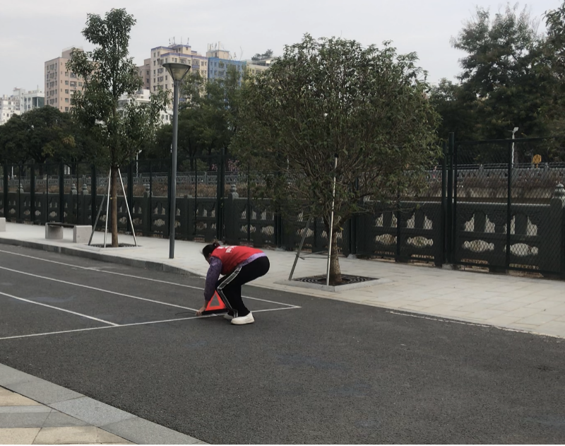 “以演筑防 安全護(hù)航”——校車(chē)安全應(yīng)急逃生演練活動(dòng)