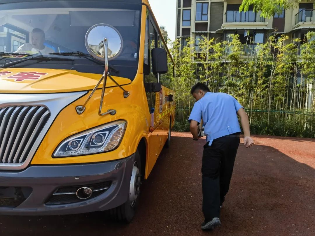 擰緊校車“安全閥” ，守護學生“平安路”