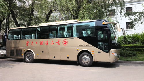 精耕旅團(tuán)市場(chǎng)結(jié)碩果  “宇通花”遍開(kāi)哈市高校