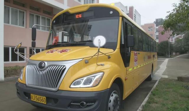 三門家長！定制校車來了，快來看有經過你家小區嗎？還可預約報名！