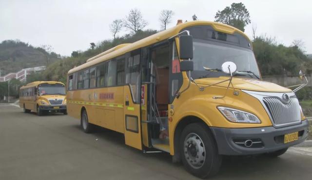 三門家長！定制校車來了，快來看有經過你家小區嗎？還可預約報名！